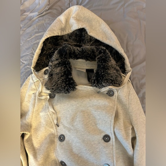 Harley-Davidson Light Beige Pea Coat with Faux Fur Collar - Picture 8 of 9